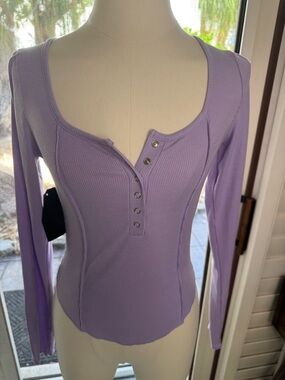 Double Zero Lavender Ribbed Snap-Front Long Sleeve Top NWT